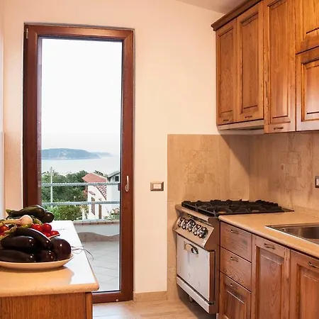 Relais Maison De Charles Alojamento de Acomodação e Pequeno-almoço Ísquia