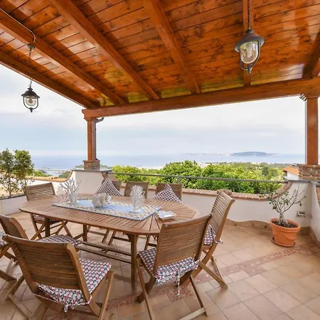 Nocleg ze śniadaniem Relais Maison De Charles Ischia