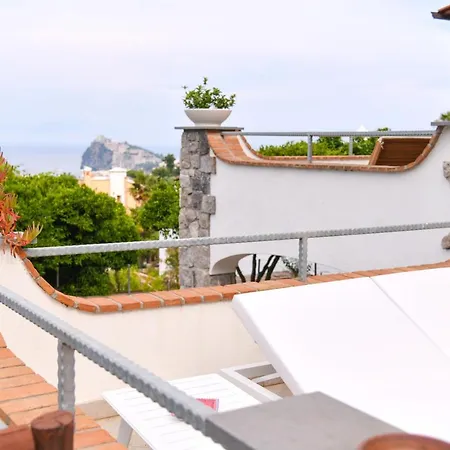 Relais Maison De Charles Oda ve Kahvaltı